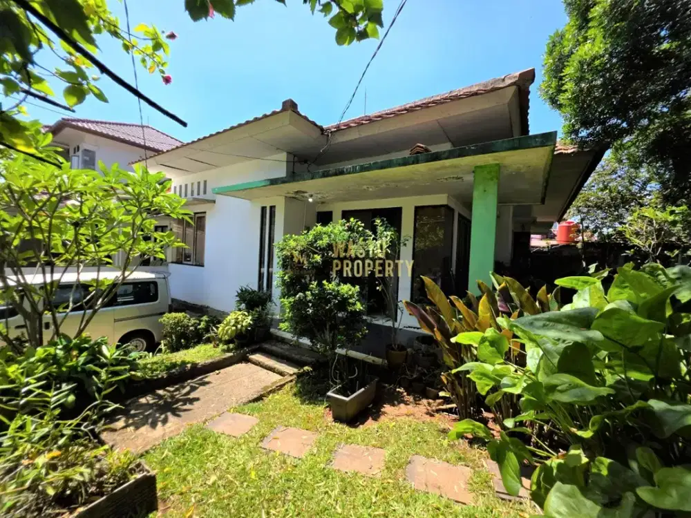 Punya Lahan Luas, Rumah Siap Huni Dekat Pondok Cabe