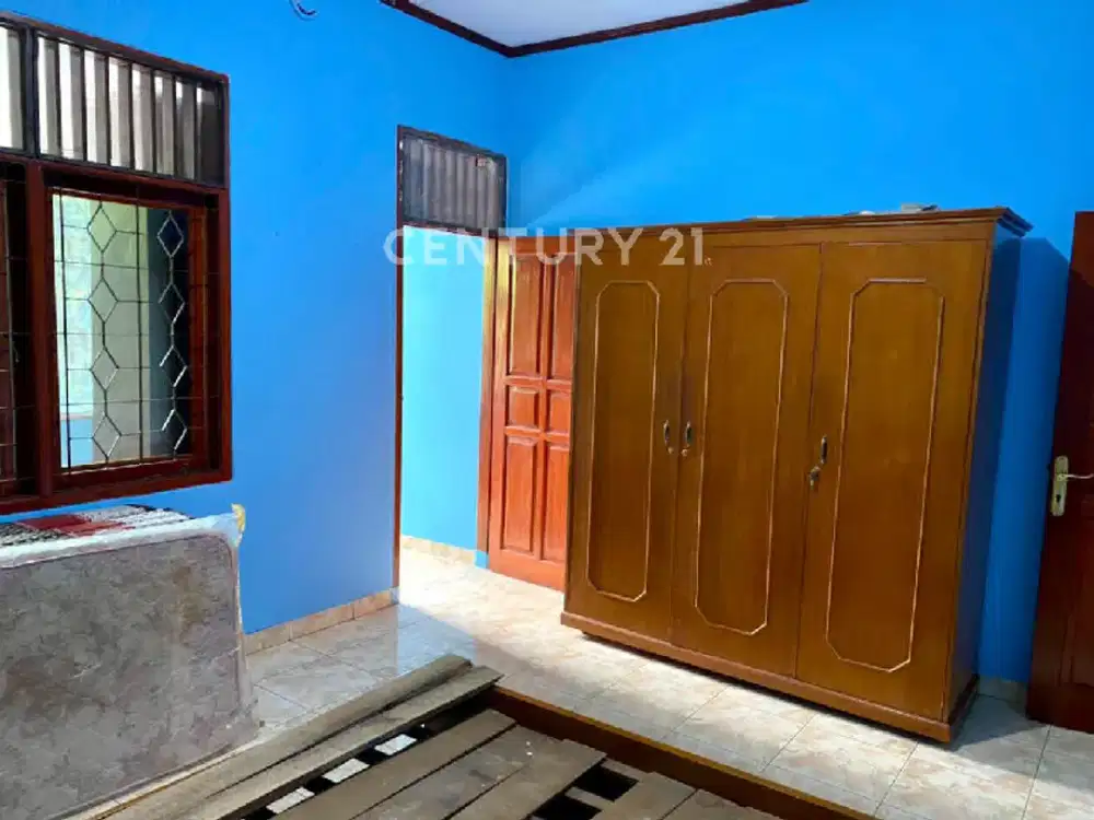 DISEWAKAN RUMAH RAWASARI JAKARTA PUSAT – 3 KT FULL FURNISHED, AKSES 2 MOBIL