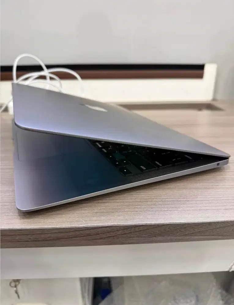 Macbook air a2337