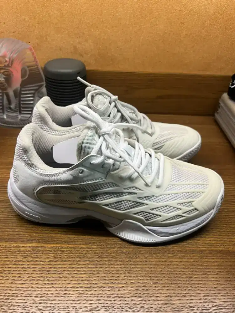 AT10 LUX Padel Shoes - NOX
Size: 41 (Fit up to 41.5-42)