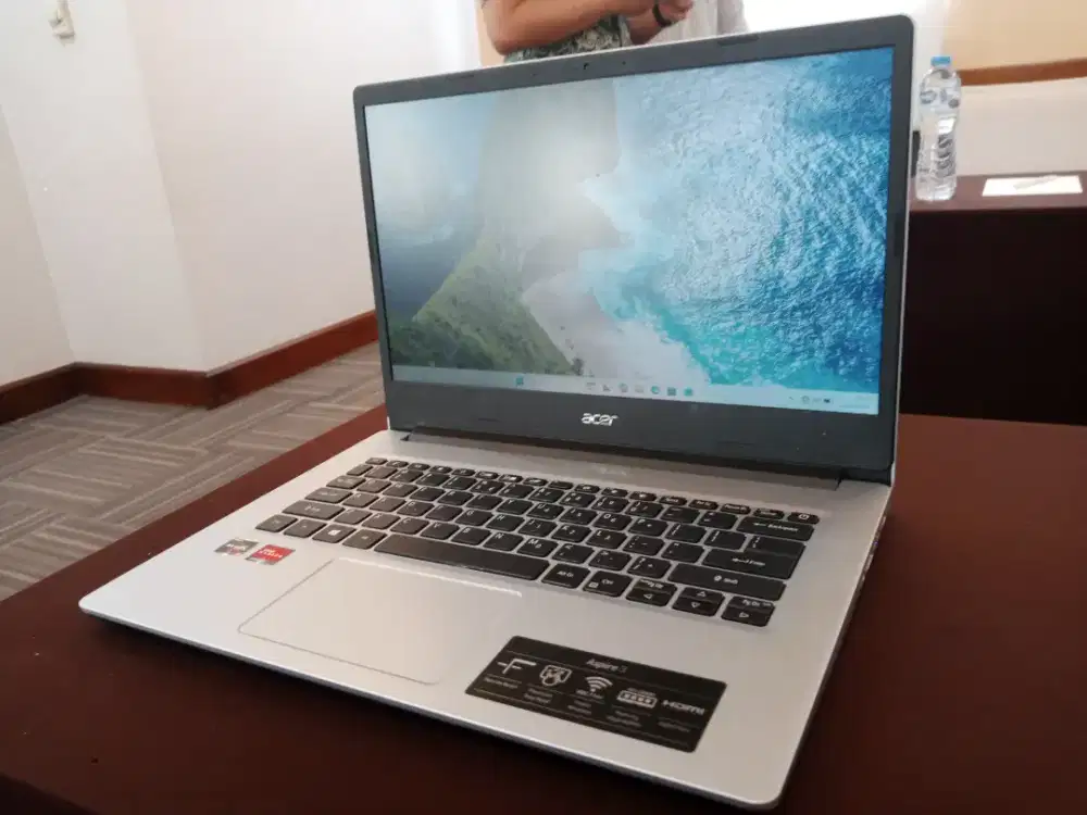 Macbook pro 2017 minus