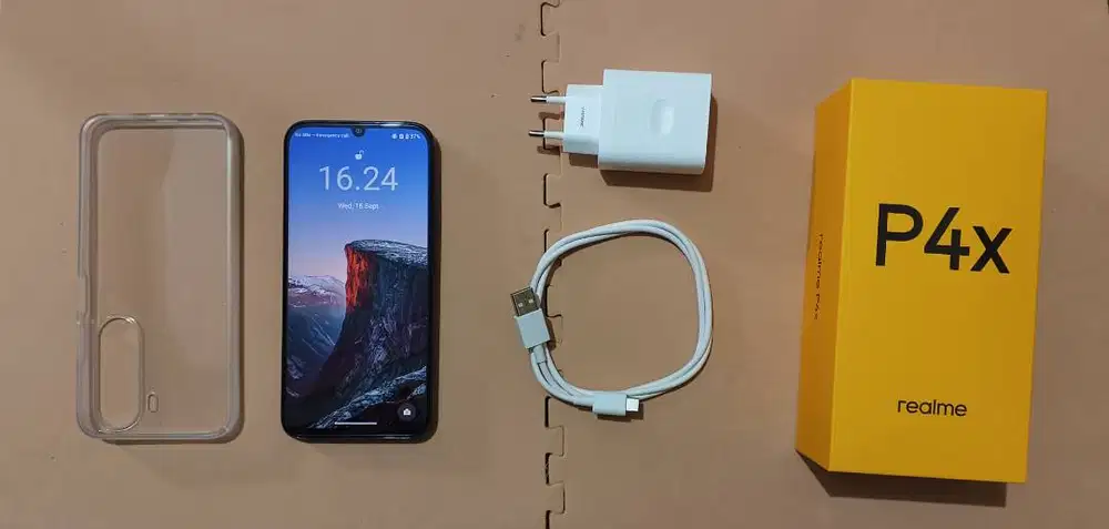 REALME P4X 4+8*/256 GB (8000mAh) (BARU BELI 1 MINGGU YANG LALU)