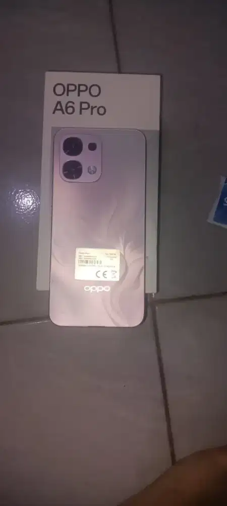 Oppo A6pro 8+8 256gb