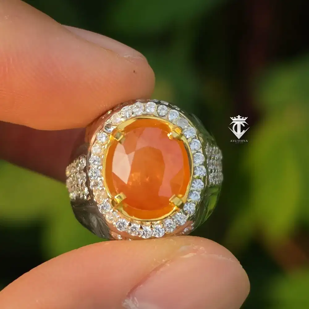 Batu Permata Natural Pinkish Orange Sapphire Tanzania 4.92 Ct CGL Memo