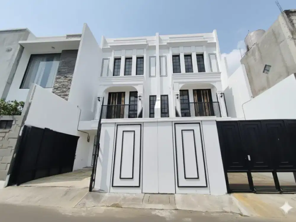 Rumah Baru 3 Lantai di Kemanggisan Dekat Binus