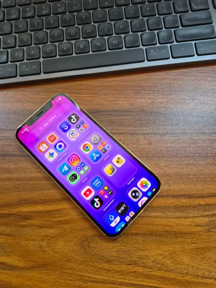 iPhone 12 pro 128GB gold