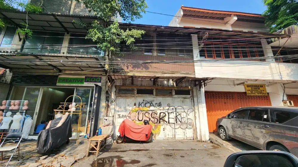 DIJUAL RUKO GEMBONG 2 LANTAI SUPER STRATEGIS DAN RAMAI NOL JALAN!