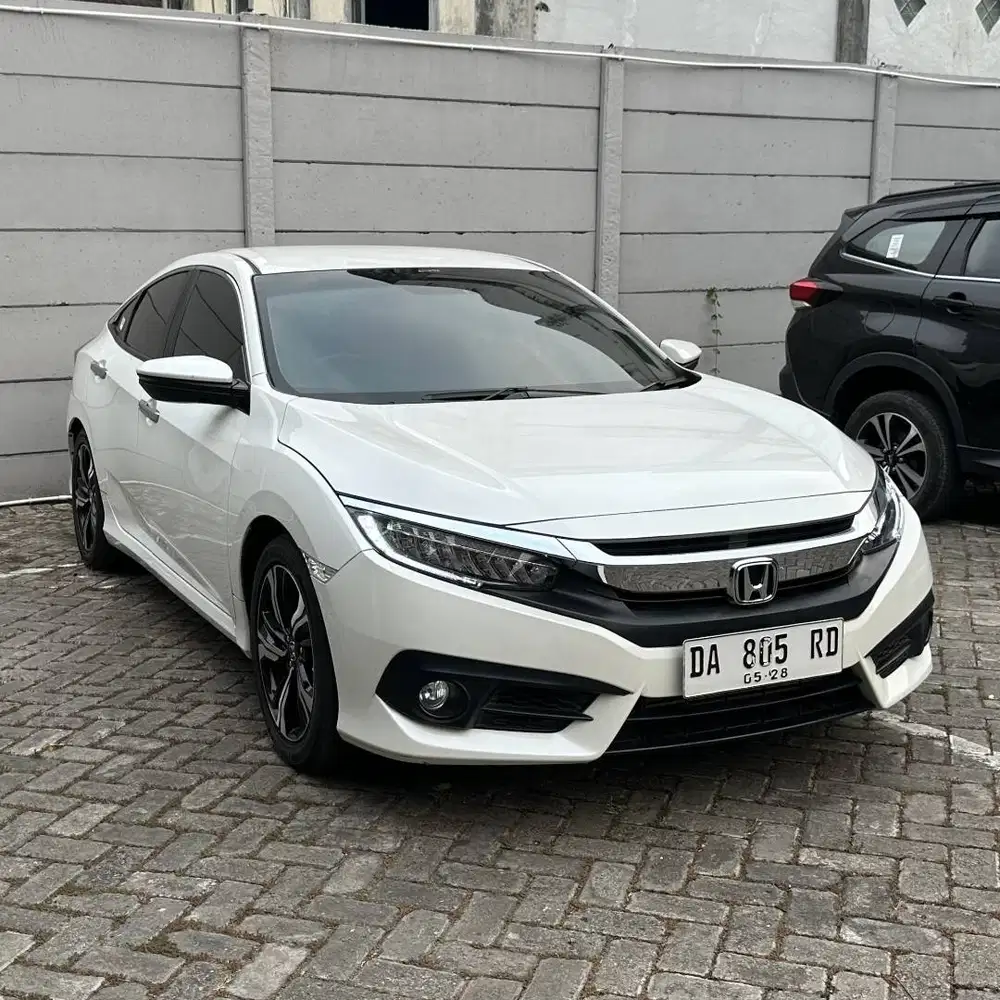 Honda Civic Turbo 1.5 CVT ES 2017 Low KM 34rb, Tangan Pertama