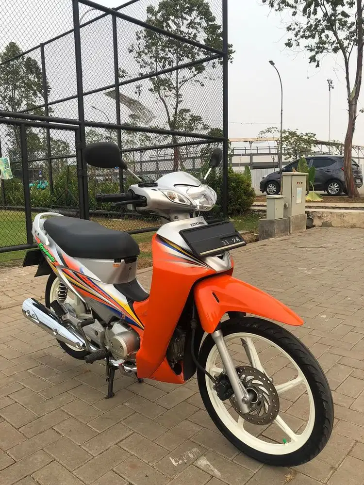 Honda Karisma/Kharisma Orange ANTIK