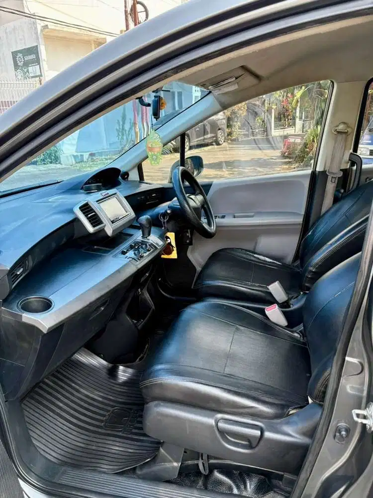 Honda Freed 2010 Bensin