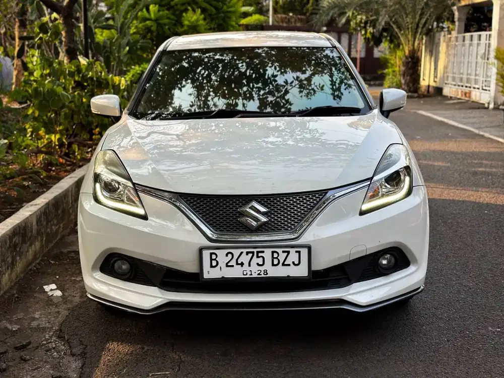 Baleno Hatchback AT 2017 Putih DP 19jt Cash Atau Kredit Terbaik SeOLX!