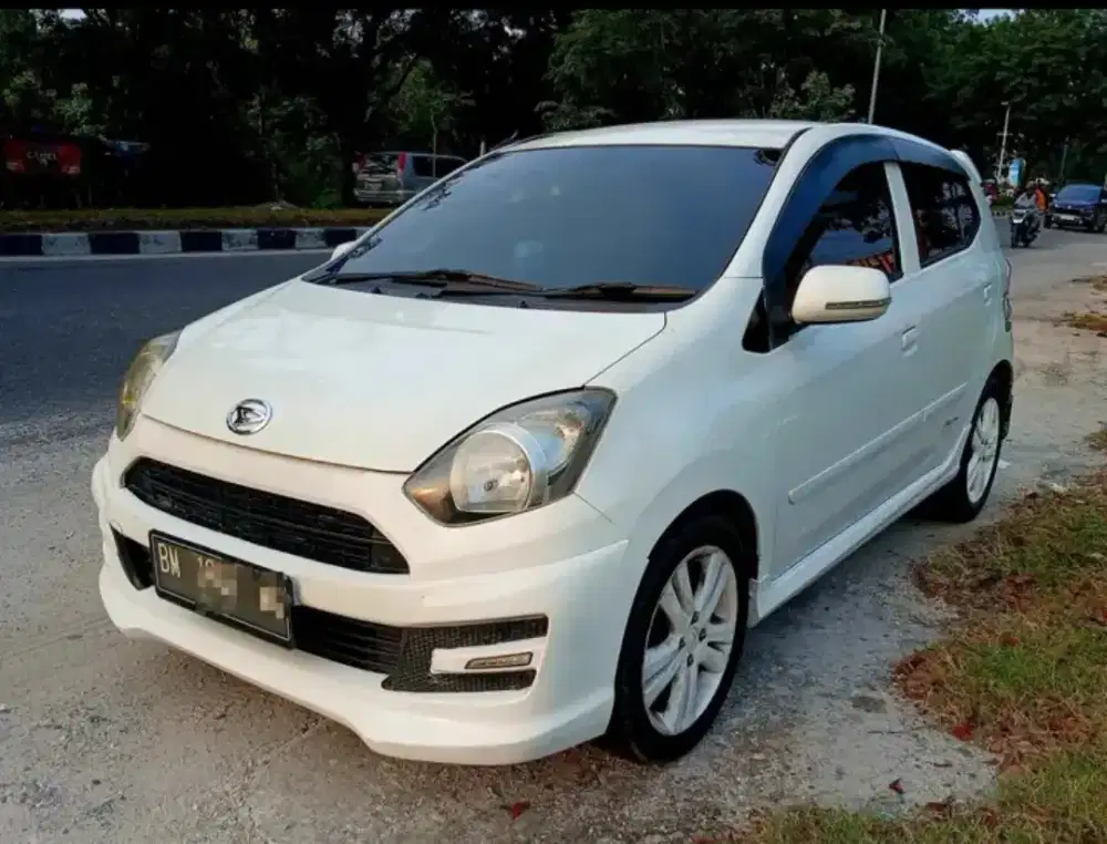 Di jual Ayla M Sporty