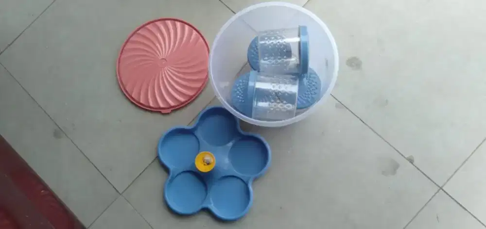 Yg membutuhkan toples murah meriah aja  wa dan hp