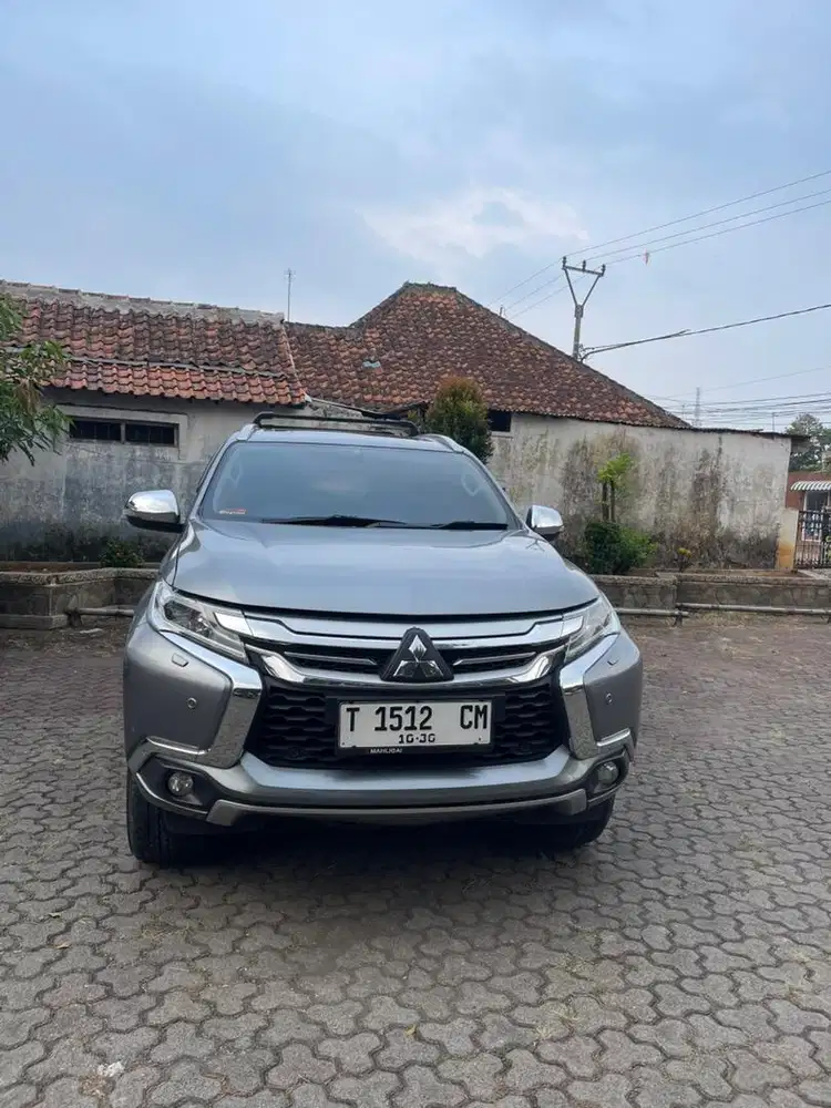 Mitsubishi Pajero Sport Dakar 2018 AT Diesel Sunroof Istimewa