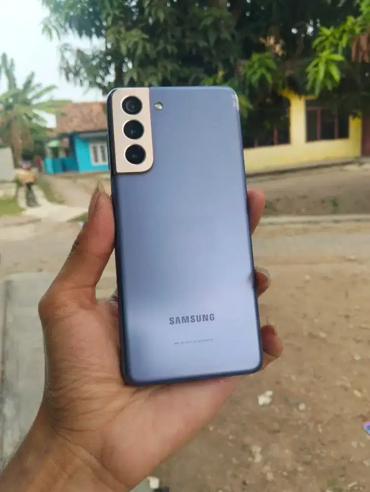 Samsung S21 5G 8/256Gb minus lcd