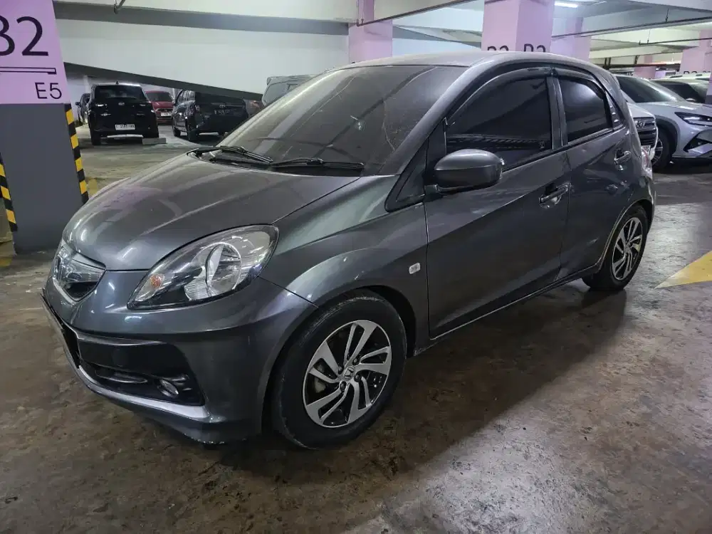 Brio E MT Warna Abu-abu velg upgrade Brio RS