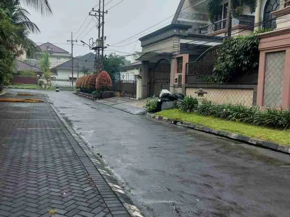 Rumah Luas Hook Selangkah Ciputra Wolrd