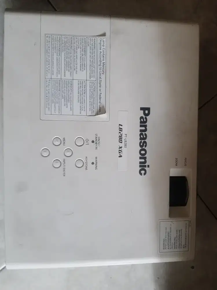 Projector proyektor panasonic pt lb280