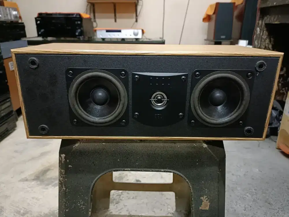 Speaker center JBL mulus spt baru