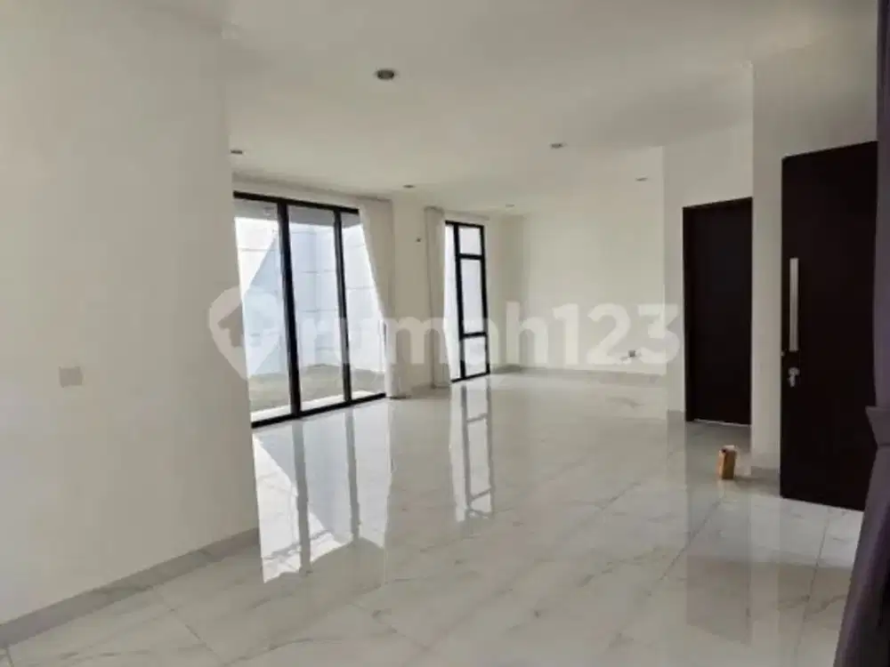 Disewakan Rumah PIK 2 Permata Hijau Residence