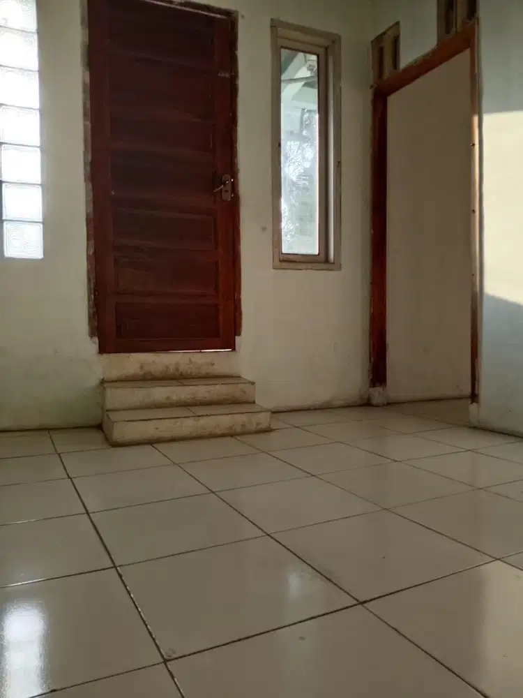 Disewakan tempat usaha bisa sekaligus tempat tiinggal