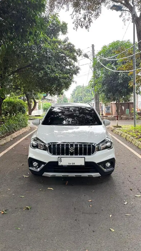 DIJUAL SUZUKI SX4 S CROSS GX AT 2023