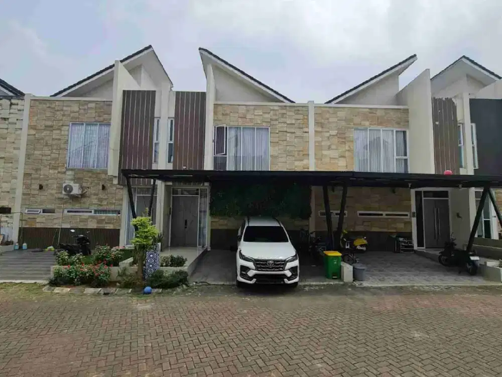 Di Jual Rumah 2 Lantai di Cluster Occala Park
Serpong, Kota Tangerang Selatan