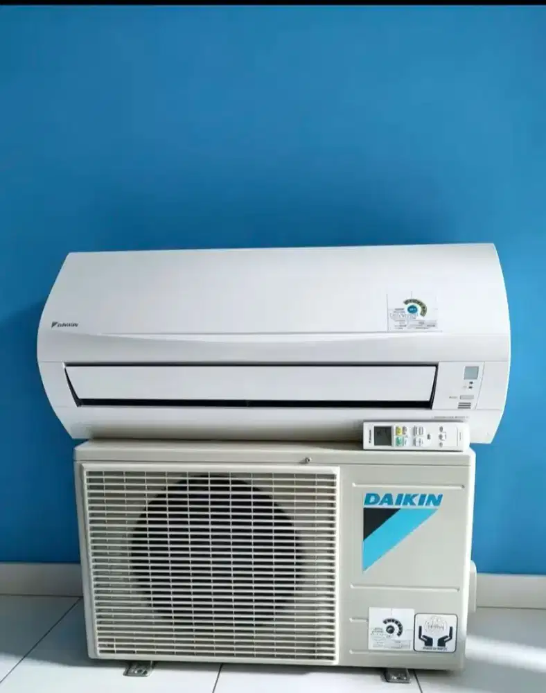 AC Daikin Thailand 1/2 PK R32 kondisi mulus dan ory siap pasang