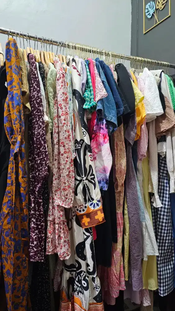 PAKET USAHA THRIFT DRESS CURATED / CHOICE