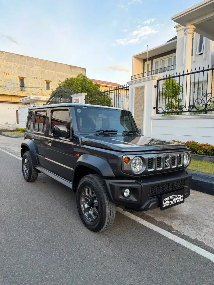 Suzuki Jimmy ALL Grib 5 dor 4x4 two ton 2025 nik 2024 metic