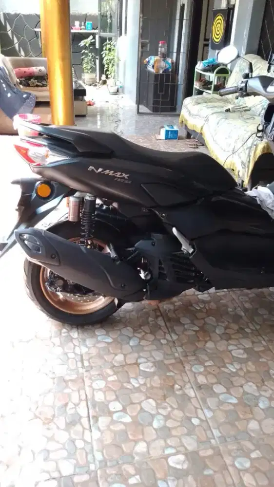 Dijual: Yamaha NMAX ABS Tahun 2022 – Warna Hitam