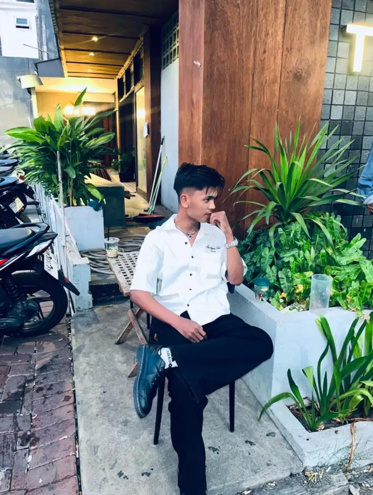 Baju+sepatu nego tipis