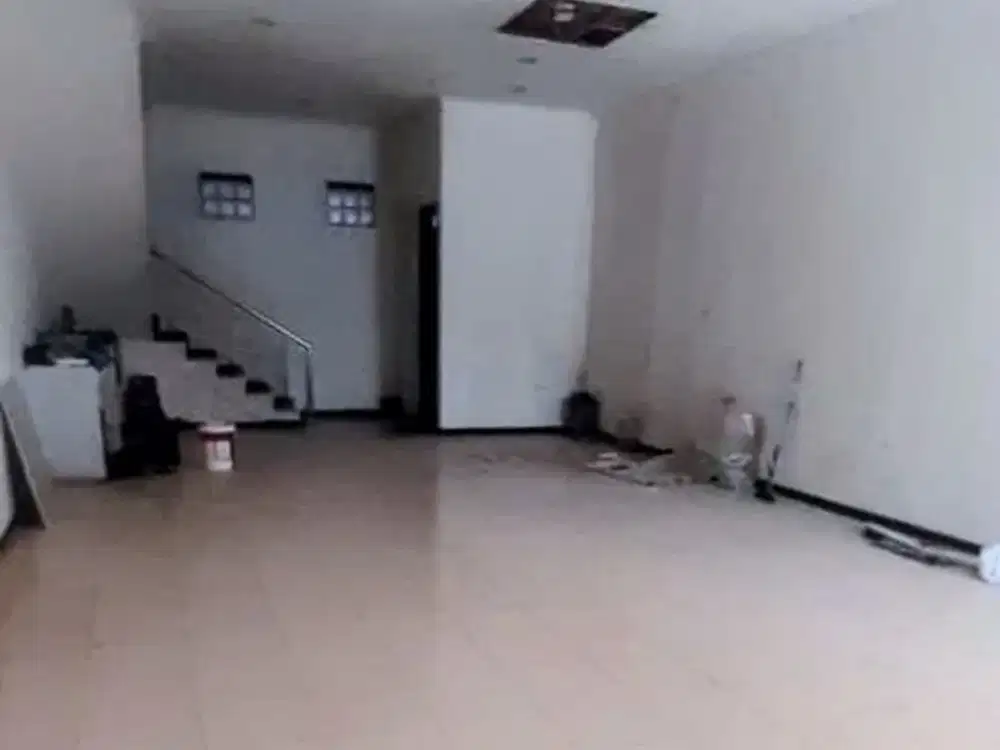 Ruko 3 LT Strategis di Kurdi Inhoftank Bandung