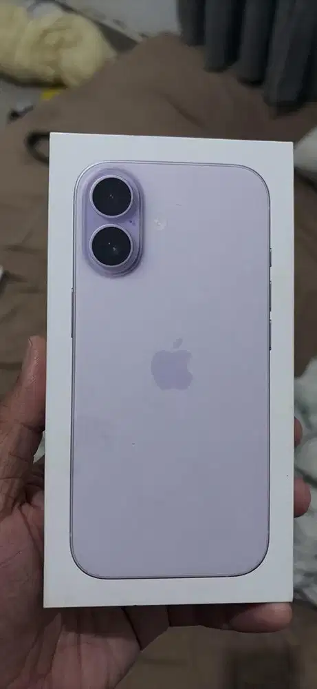 Iphone 17 256gb (ungu) ibox sampai maret 2026