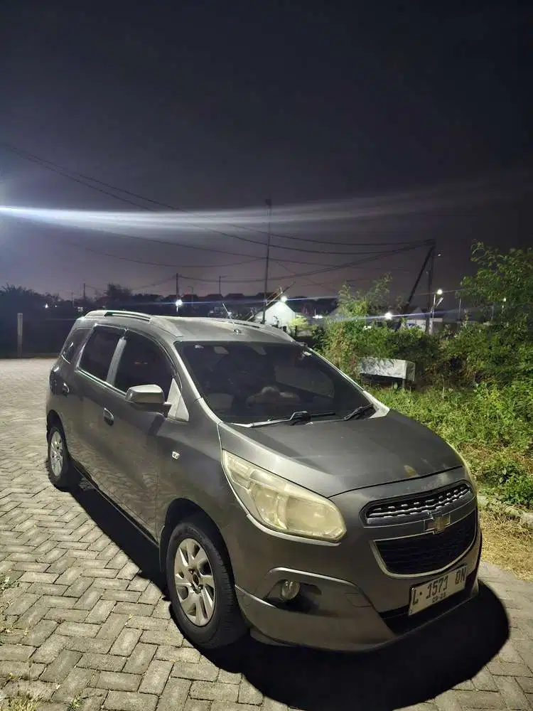 Chevrolet Spin 2013 Bensin