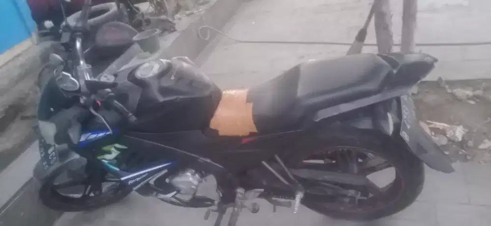 Dijual yamaha Vixion 2015