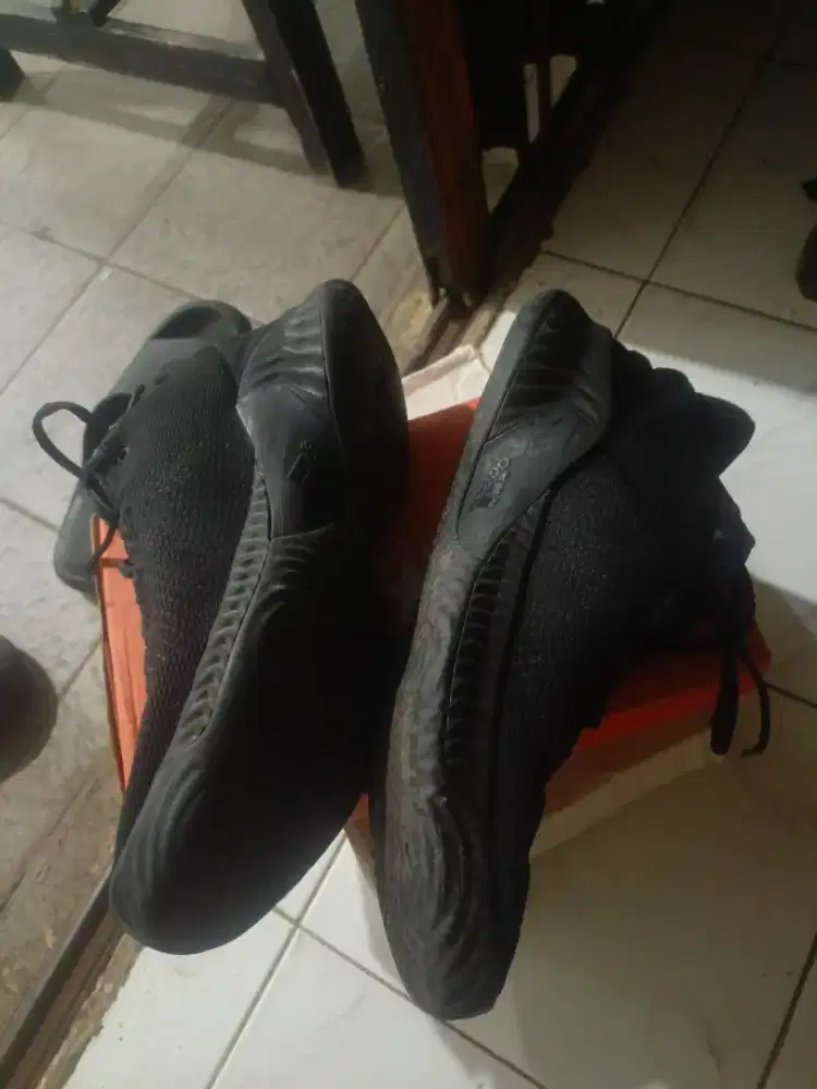Sepatu Adidas Pro Bounce 2018 Low Black