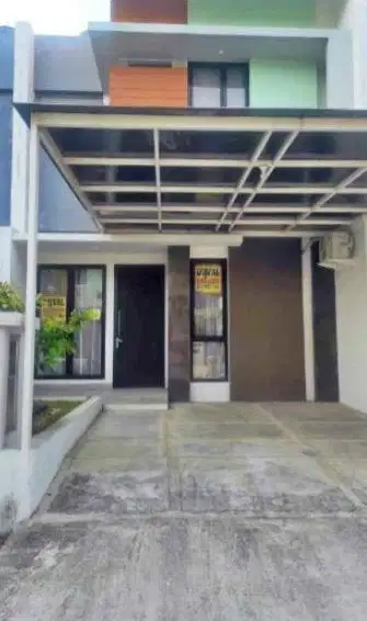 Dijual ceoat rumah murah di cluster lavesh harapan indah bekasi