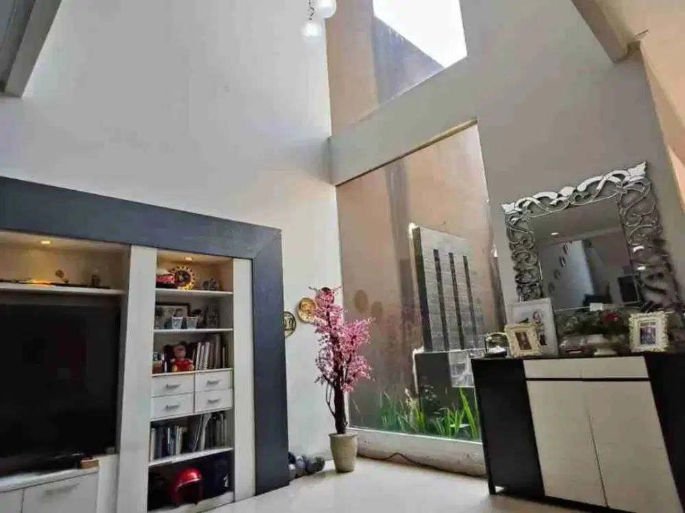 Dijual Rumah Mewah Modern  Bagus di komplek BaTununggal Kota Bandung