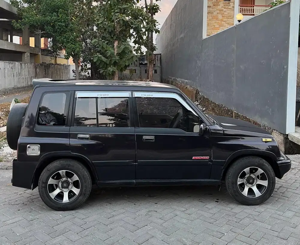 Dijual segera Escudo