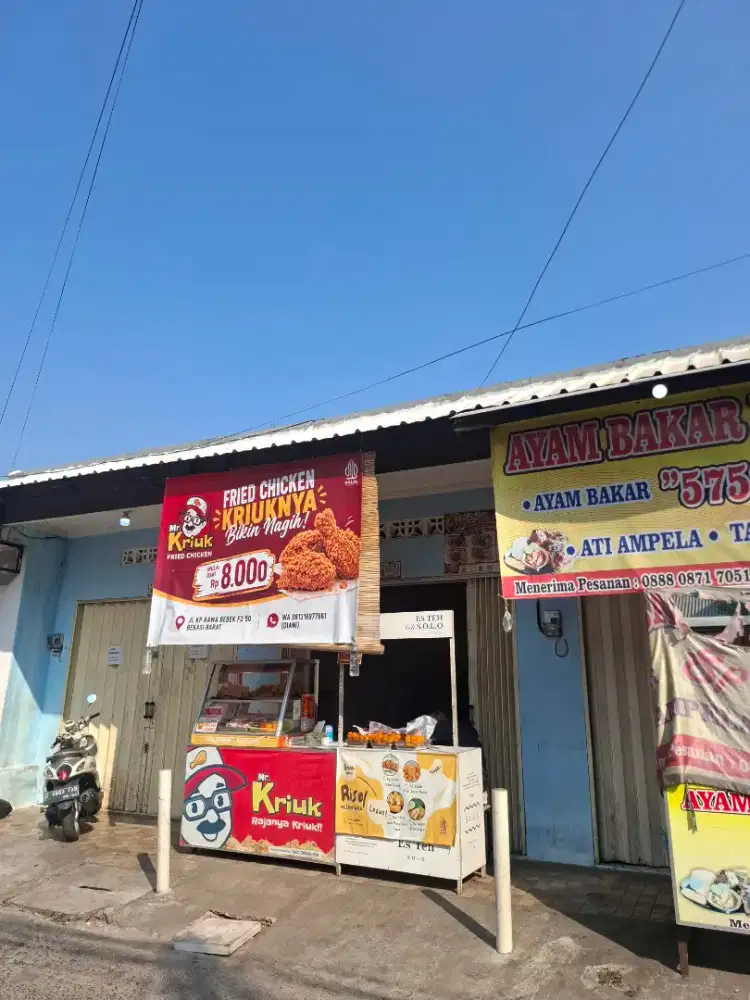 Penjaga toko friedchicken (stay)