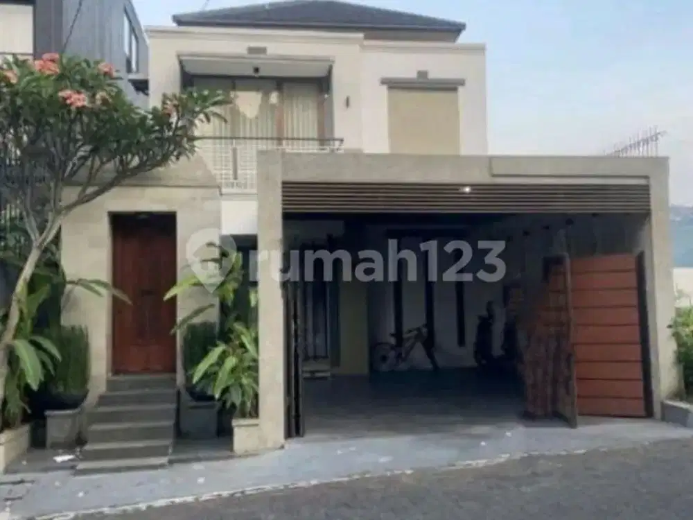 Rumah Bagus di Dago Valley View Bandung Sangat Nyaman