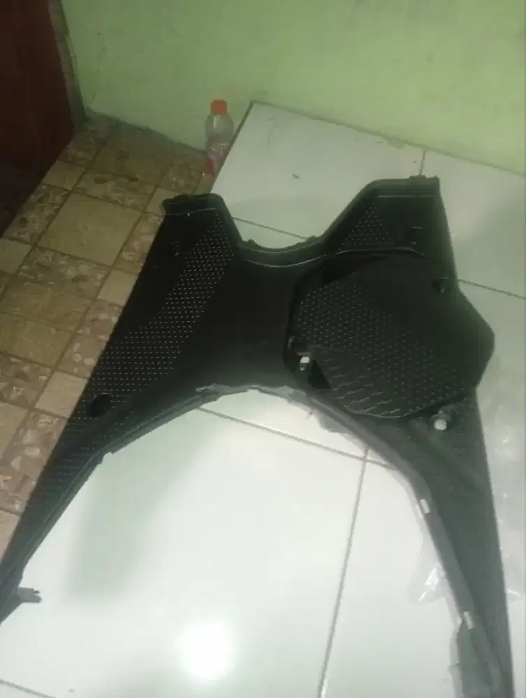 Step Assy Floor / Bordes Dek Lantai
