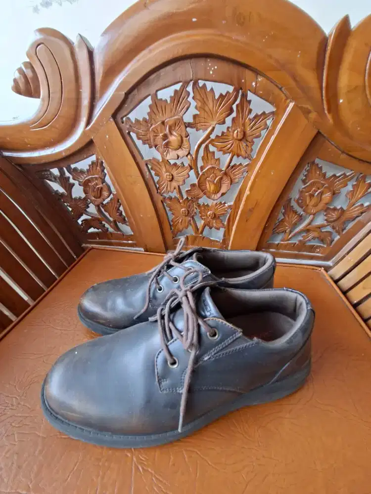Sepatu skechers murah