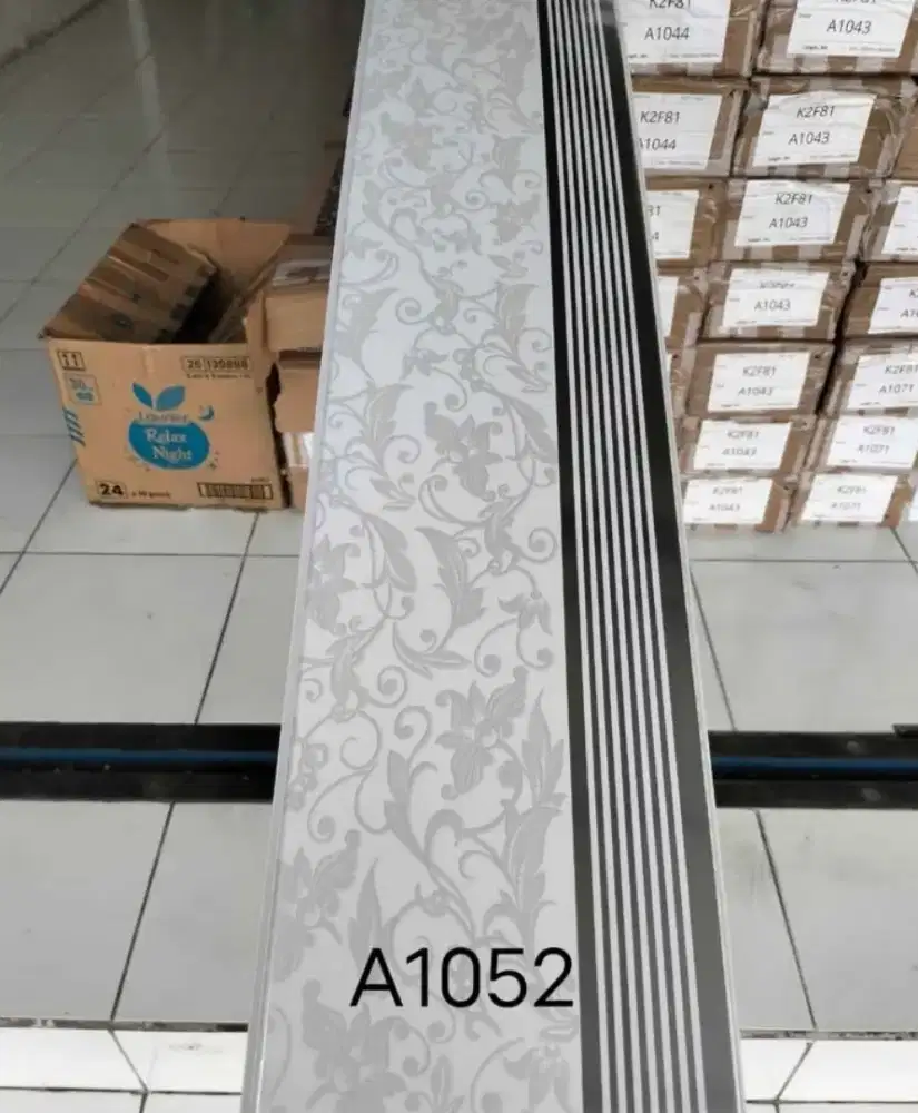 Menjual material plafon PVC murah meriah