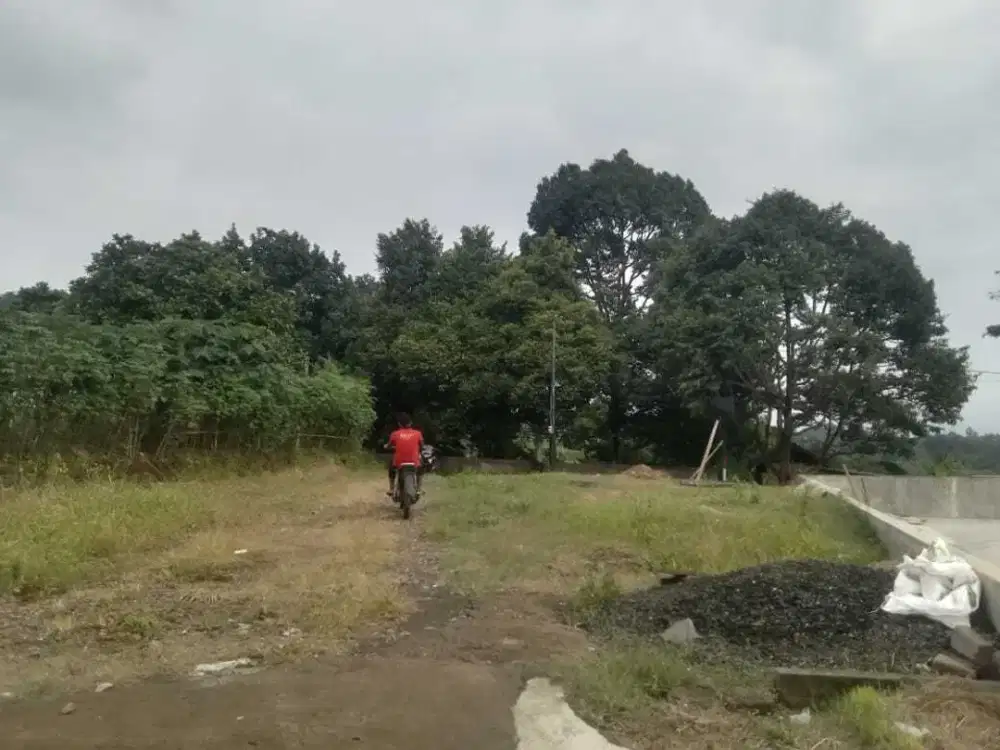 Tanah Darat dan Bangunan Penggilingan Padi di Pancawati, Caringin