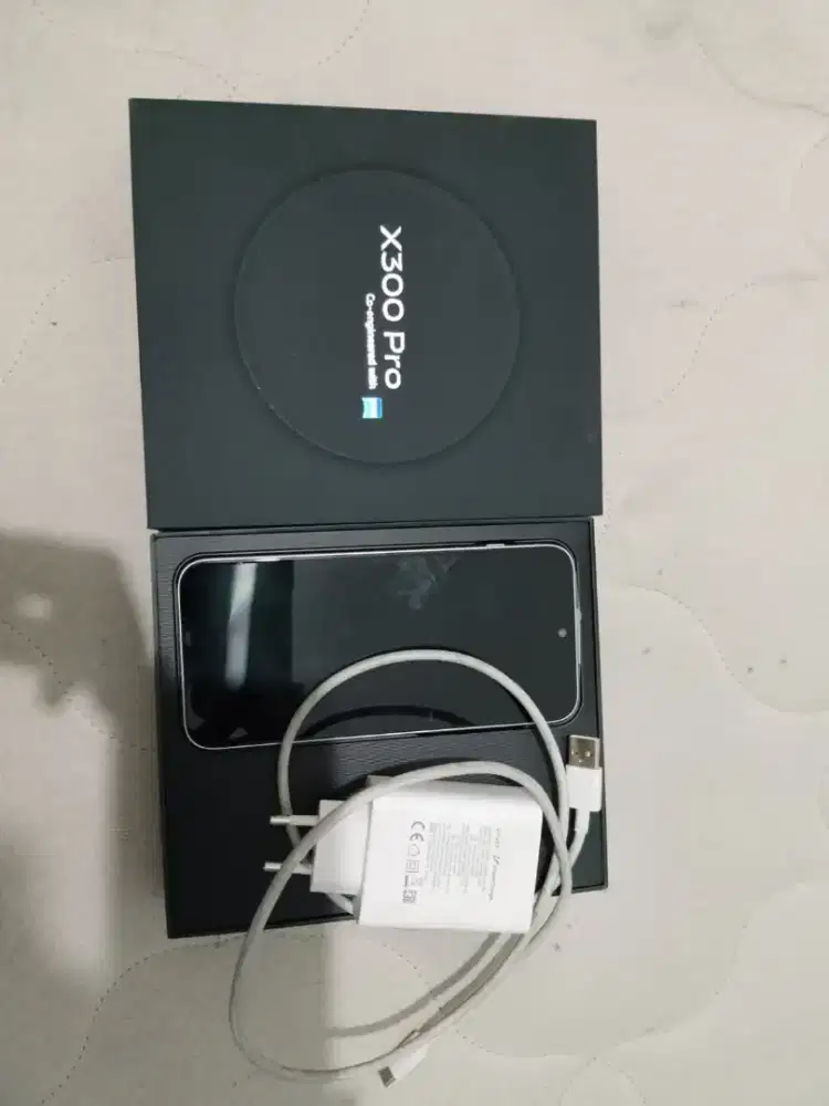 Vivo x300 pro 16/512gb