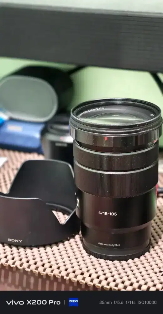 Sony E-mount 18-105mm/f4