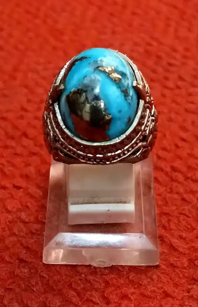 Cincin pirus serat perak