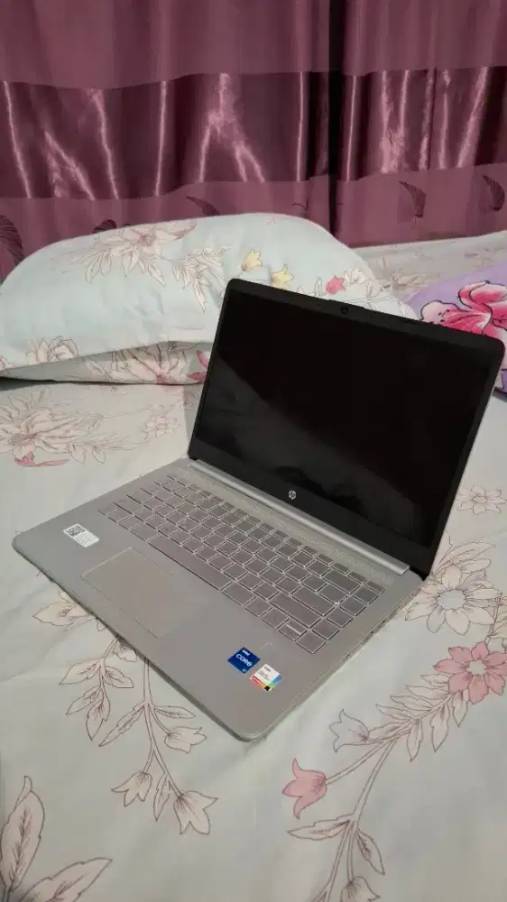 DIJUAL HP 14s — i7 Gen 12